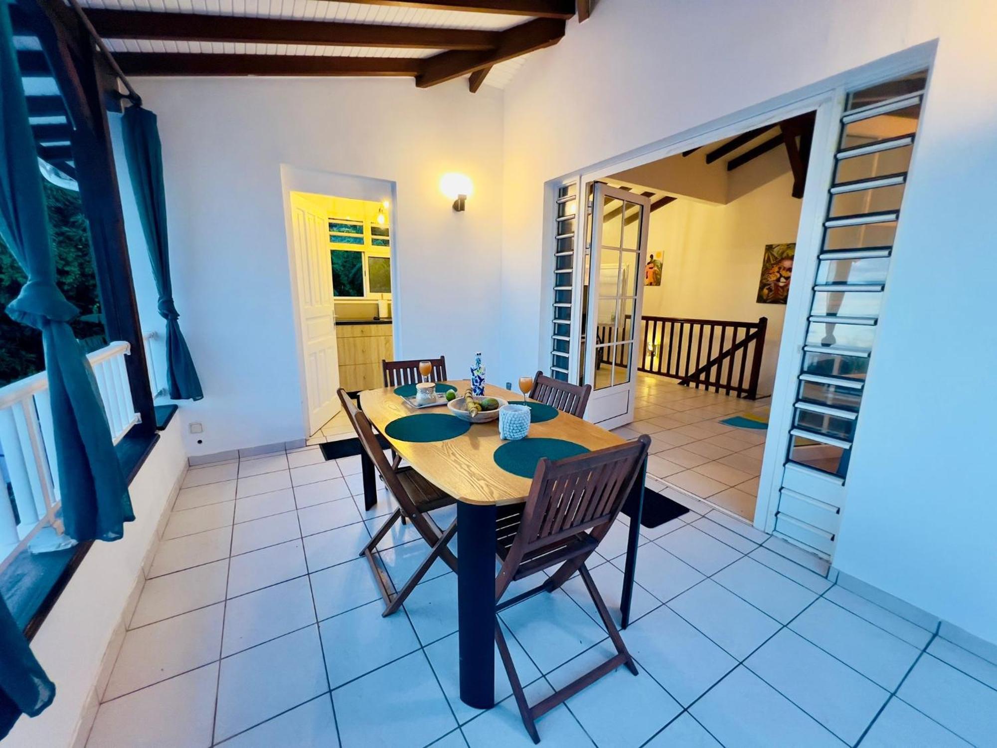 Villa Iguana, Duplex Paisible, Vue Magnifique Mer Et Rocher Du Diamant, Piscine سانت لوسي المظهر الخارجي الصورة