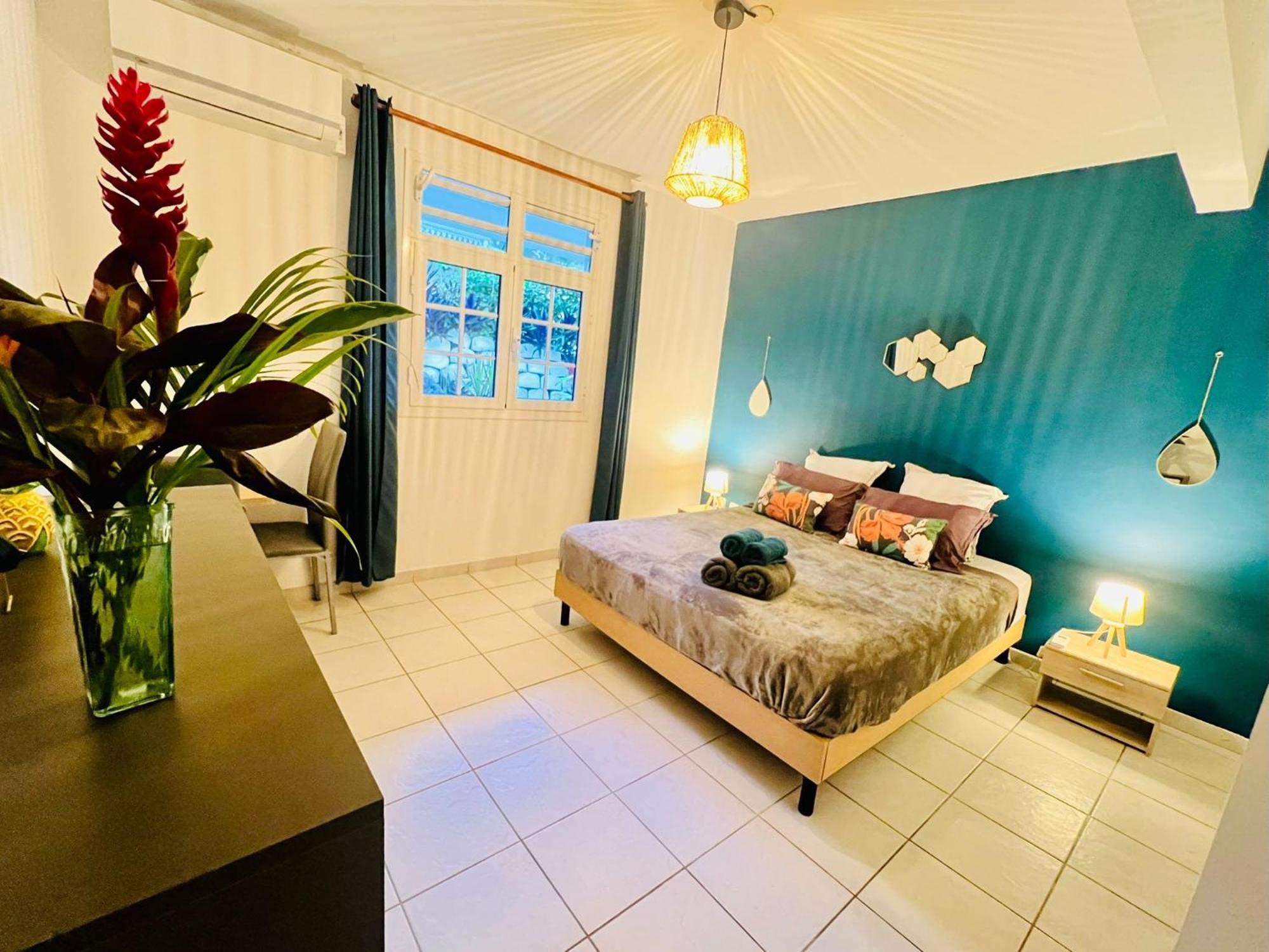 Villa Iguana, Duplex Paisible, Vue Magnifique Mer Et Rocher Du Diamant, Piscine سانت لوسي المظهر الخارجي الصورة